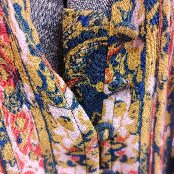 BOHO Top, Free People Brand, Large size, Muli Coloured - Picture 7 of 8